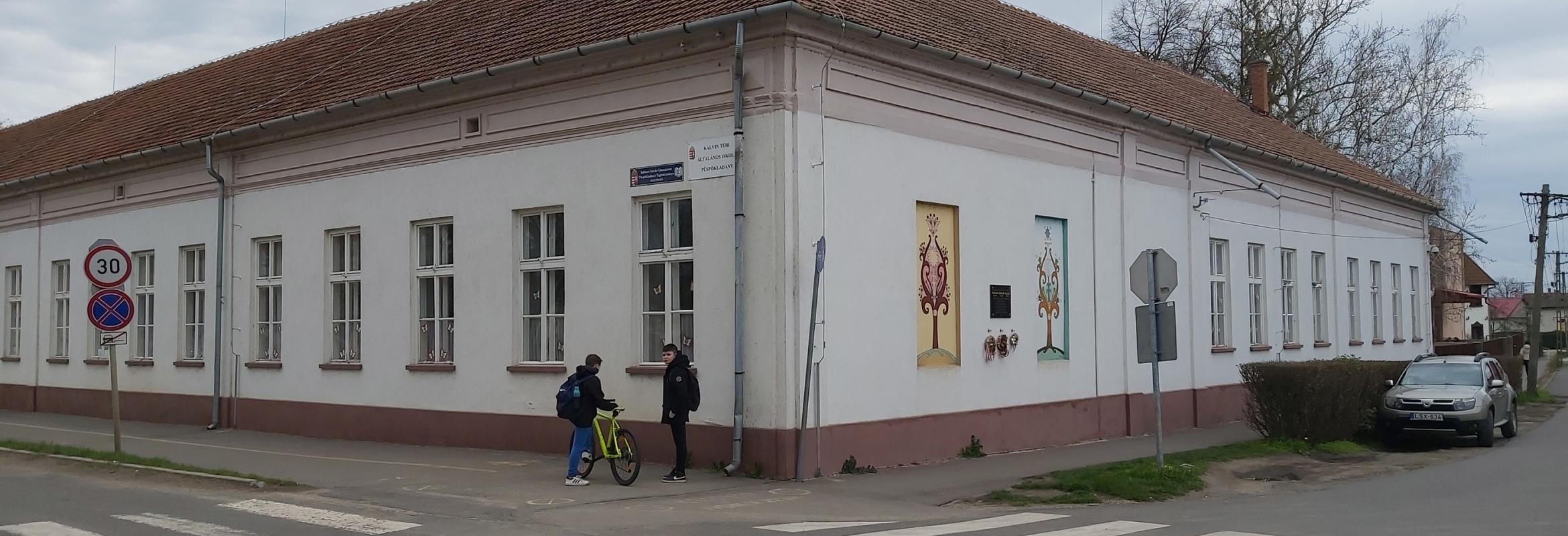 Püspökladány