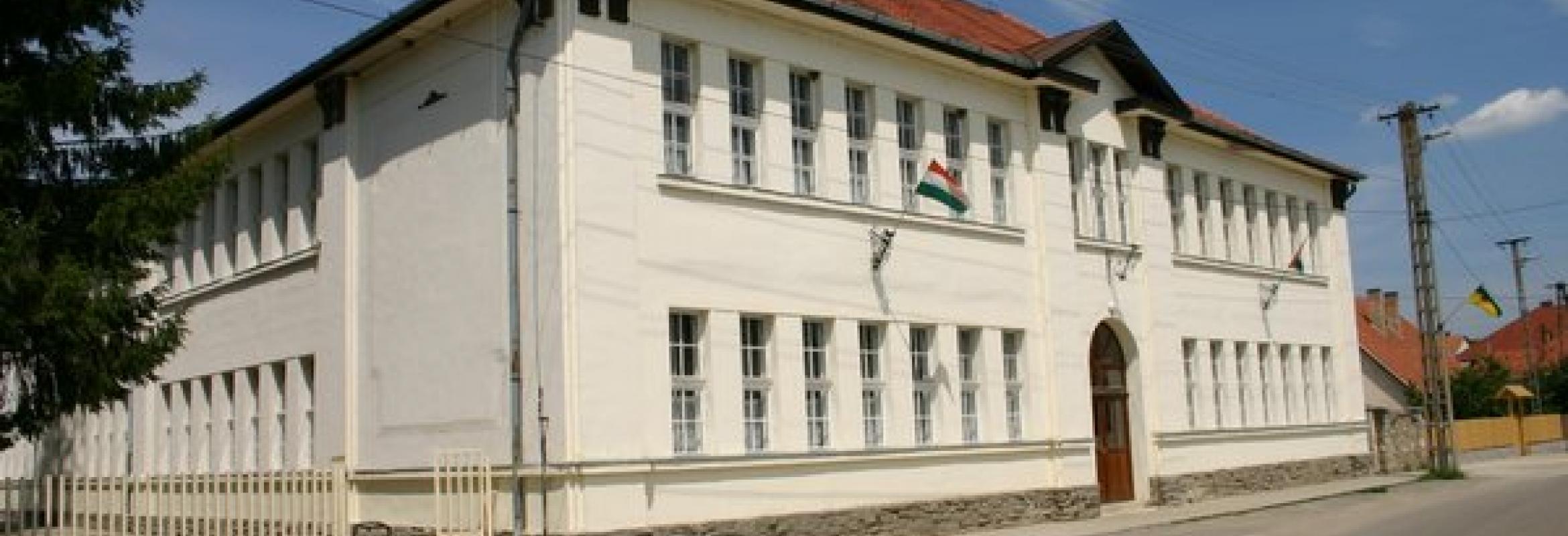 Szendrő (jelenleg szünetel)